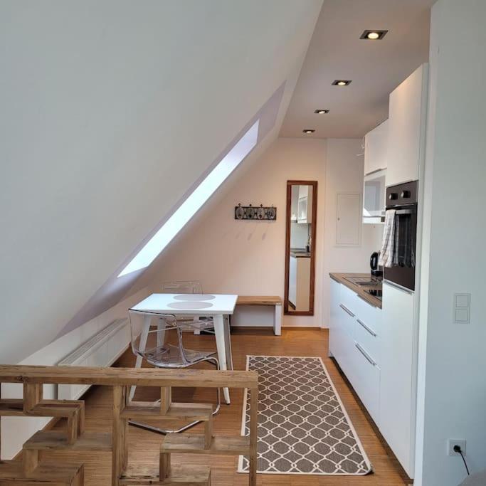 Loft Klein & Suss Im Zentrum Von